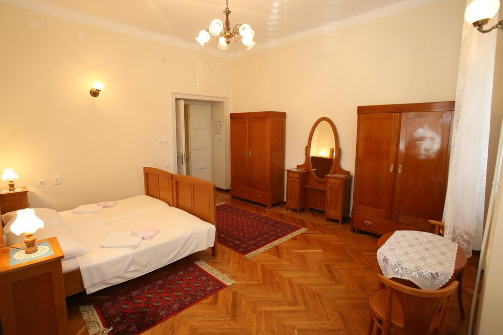 Apartment & Rooms Three Angels Башка Номер фото
